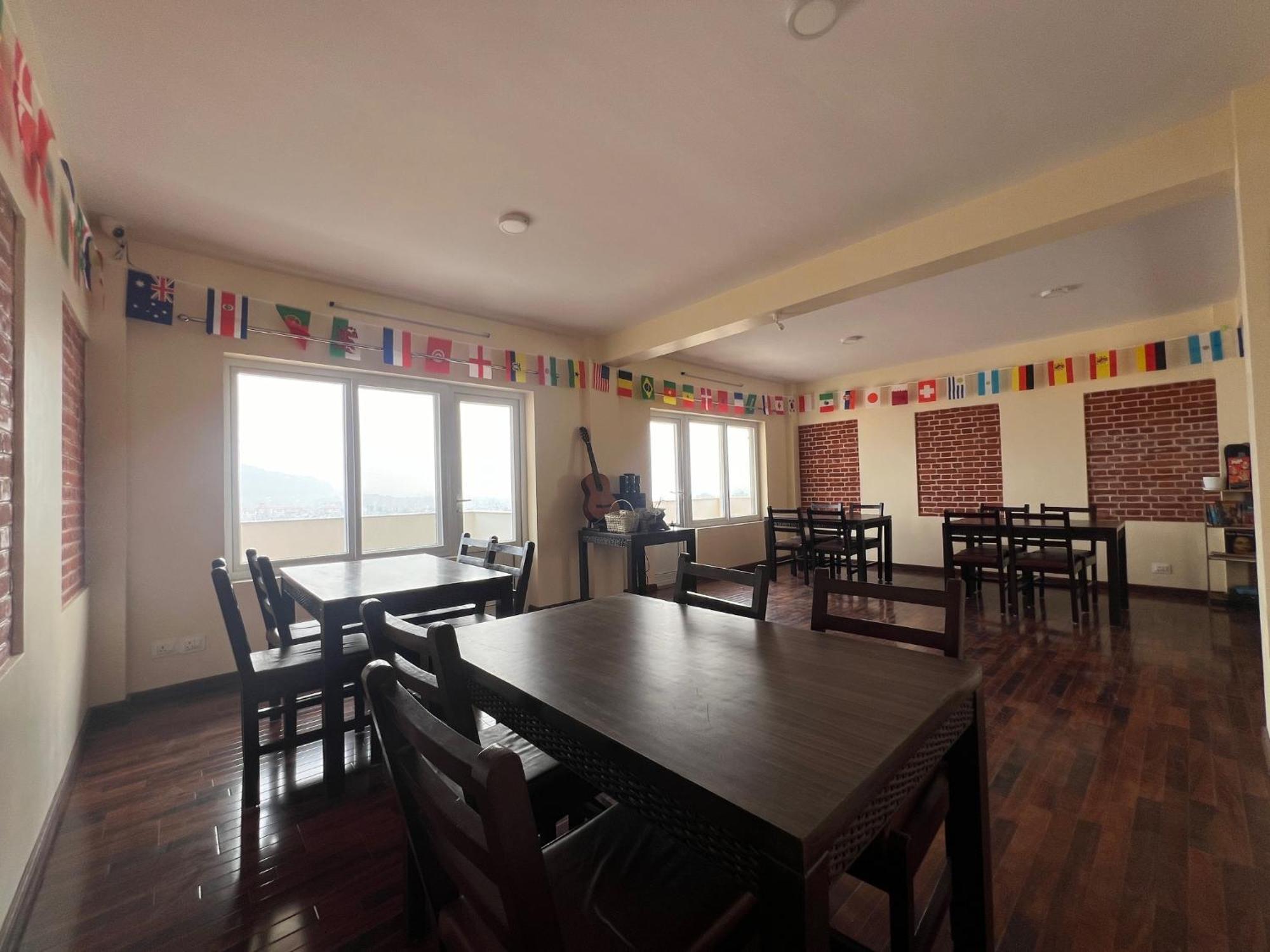 The Sparkling Turtle Backpackers Hostel Kathmandu Bagian luar foto